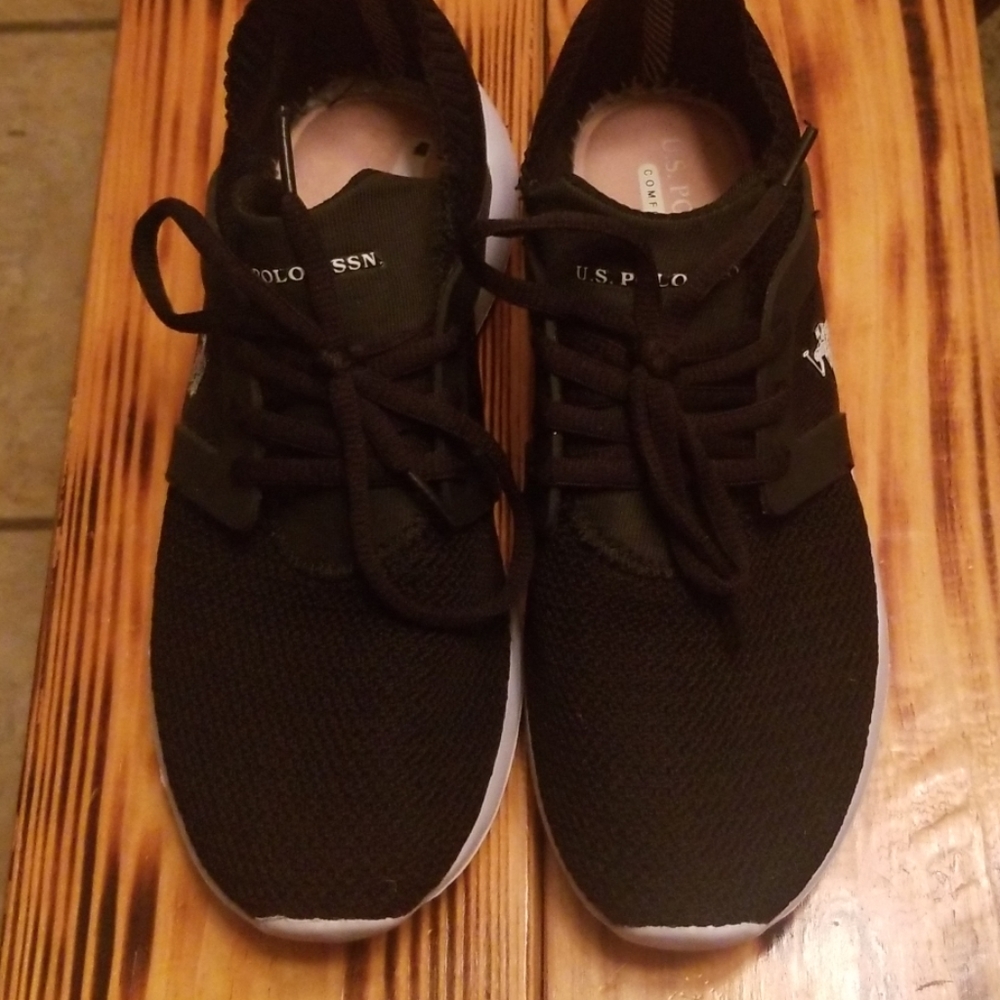 Sneakers 8.5